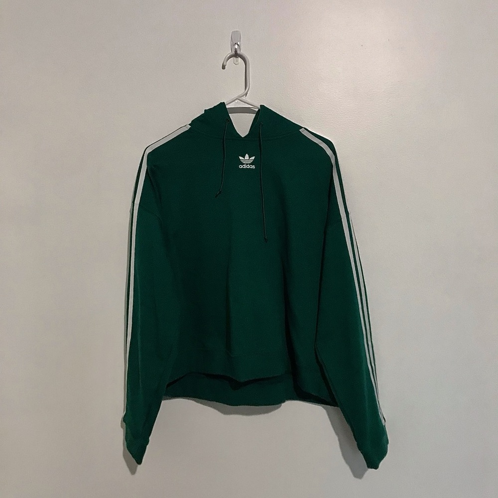 Cropped Adidas Sweatshirt